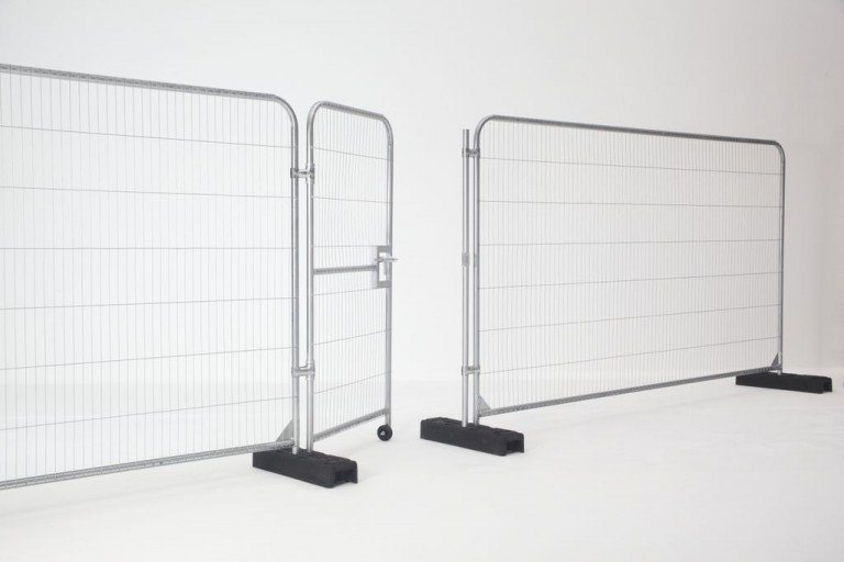 Fencing Kit Heras Fencing Panel complete with block and coupler